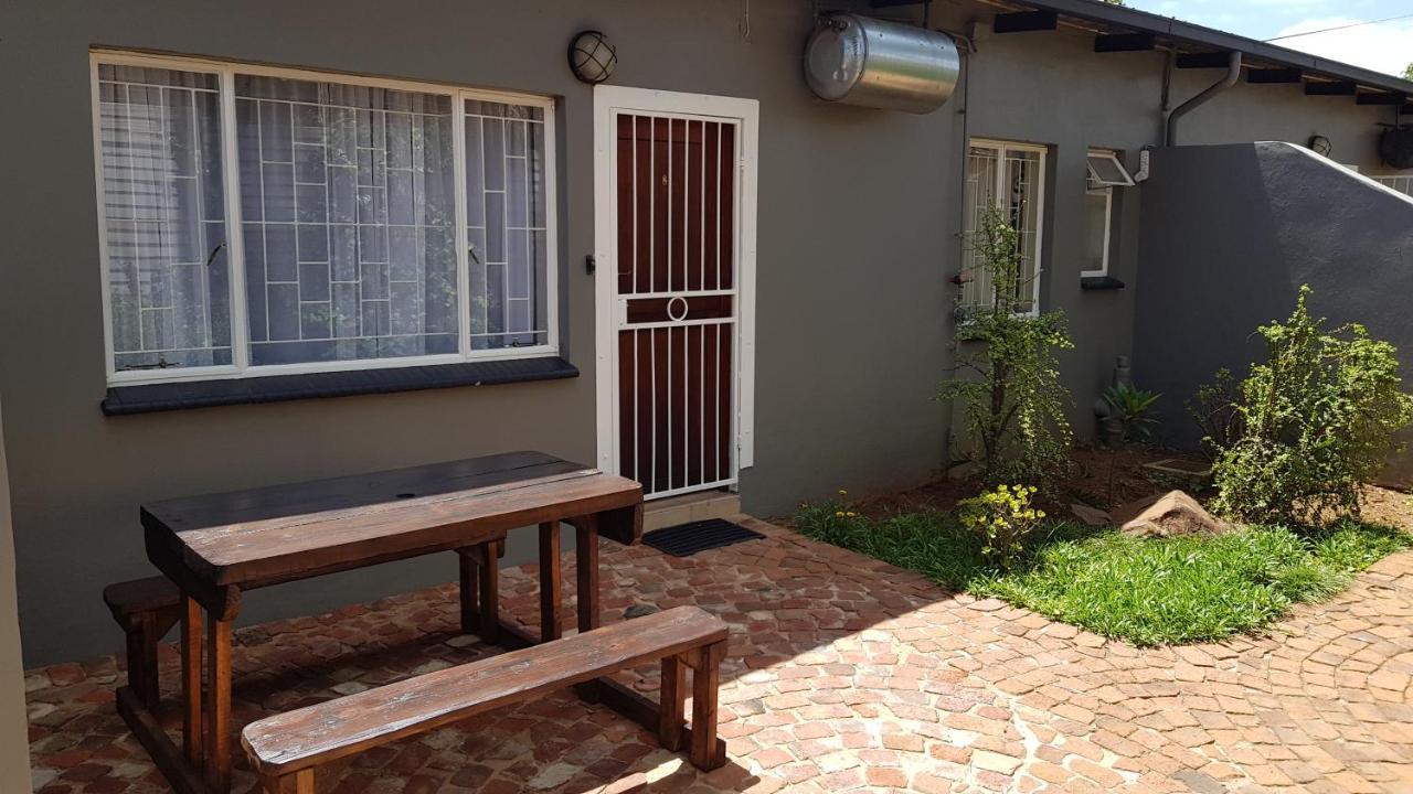 Accommodation@Park1285 Pretoria Ngoại thất bức ảnh